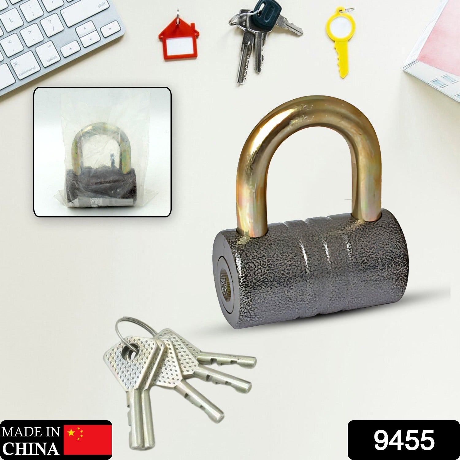 Heavy-Duty Iron Padlock – 82mm Black Spray Lock with Brass Core & 5 Keys, Waterproof & Anti-Theft Heavy-Duty Iron Padlock – 82mm Black Spray Lock with Brass Core & 5 Keys, Waterproof & Anti-Theft